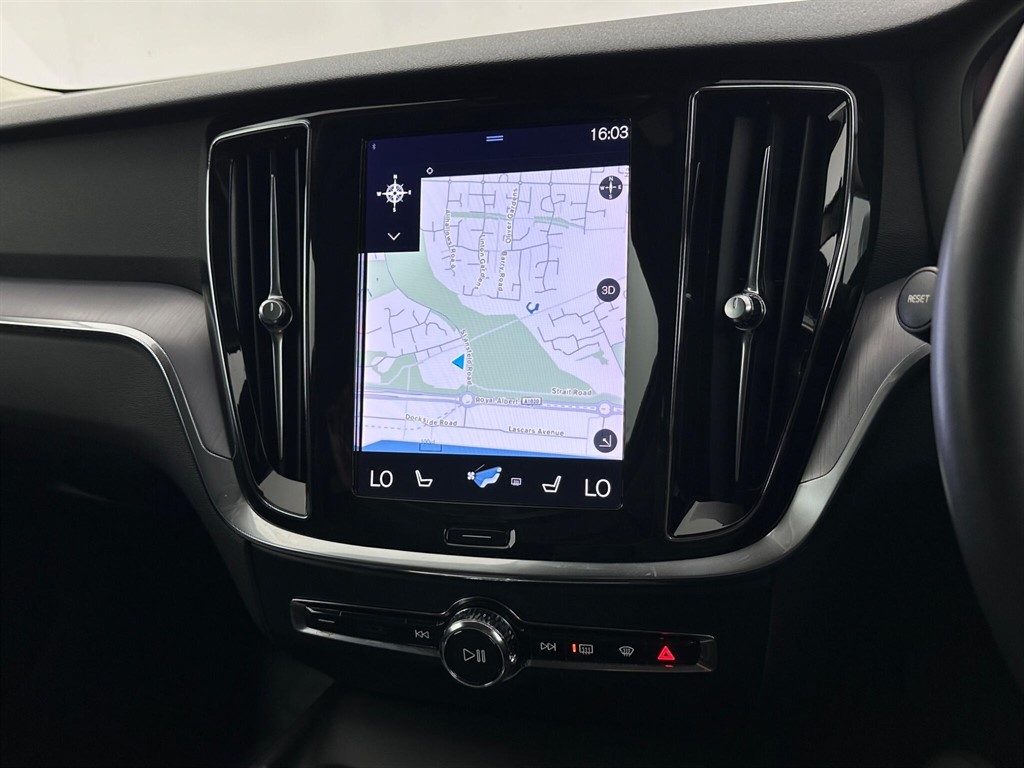2022 Volvo V60