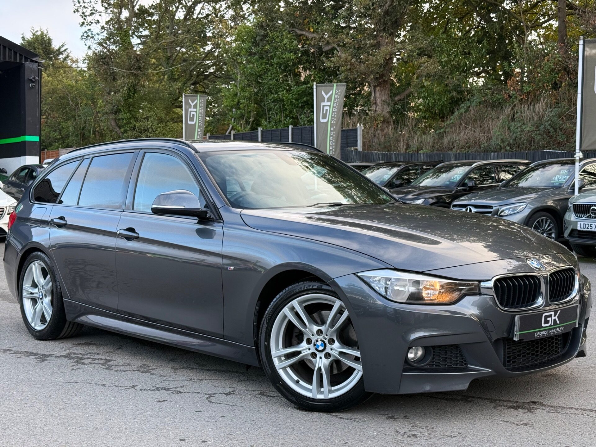 3 Series Touring