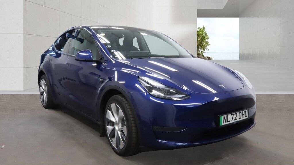 Model Y Premium