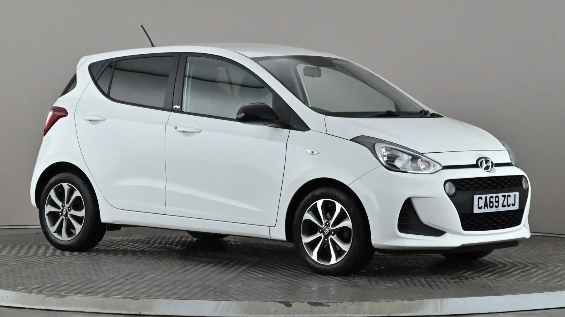 I10