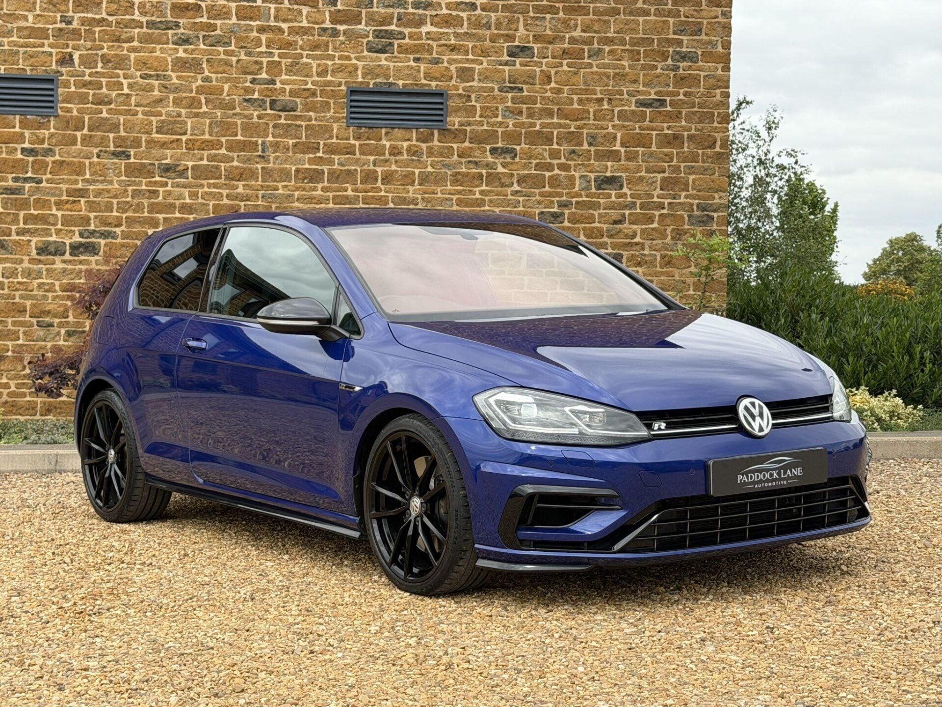 Golf R