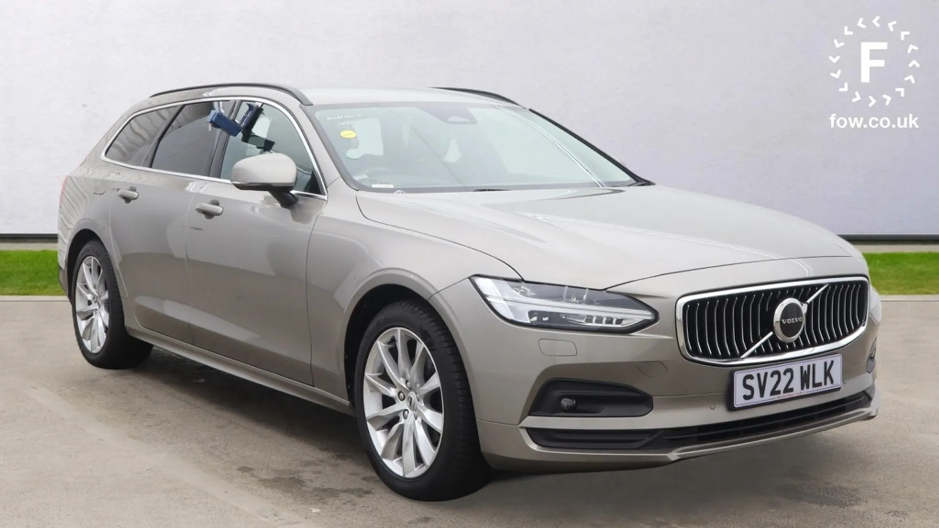 V90