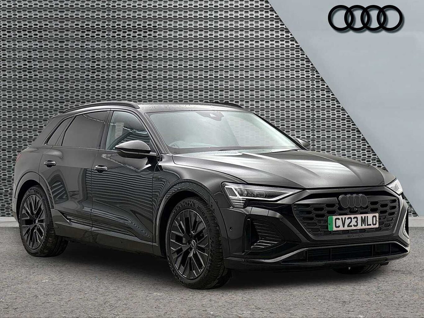 Q8 e-tron