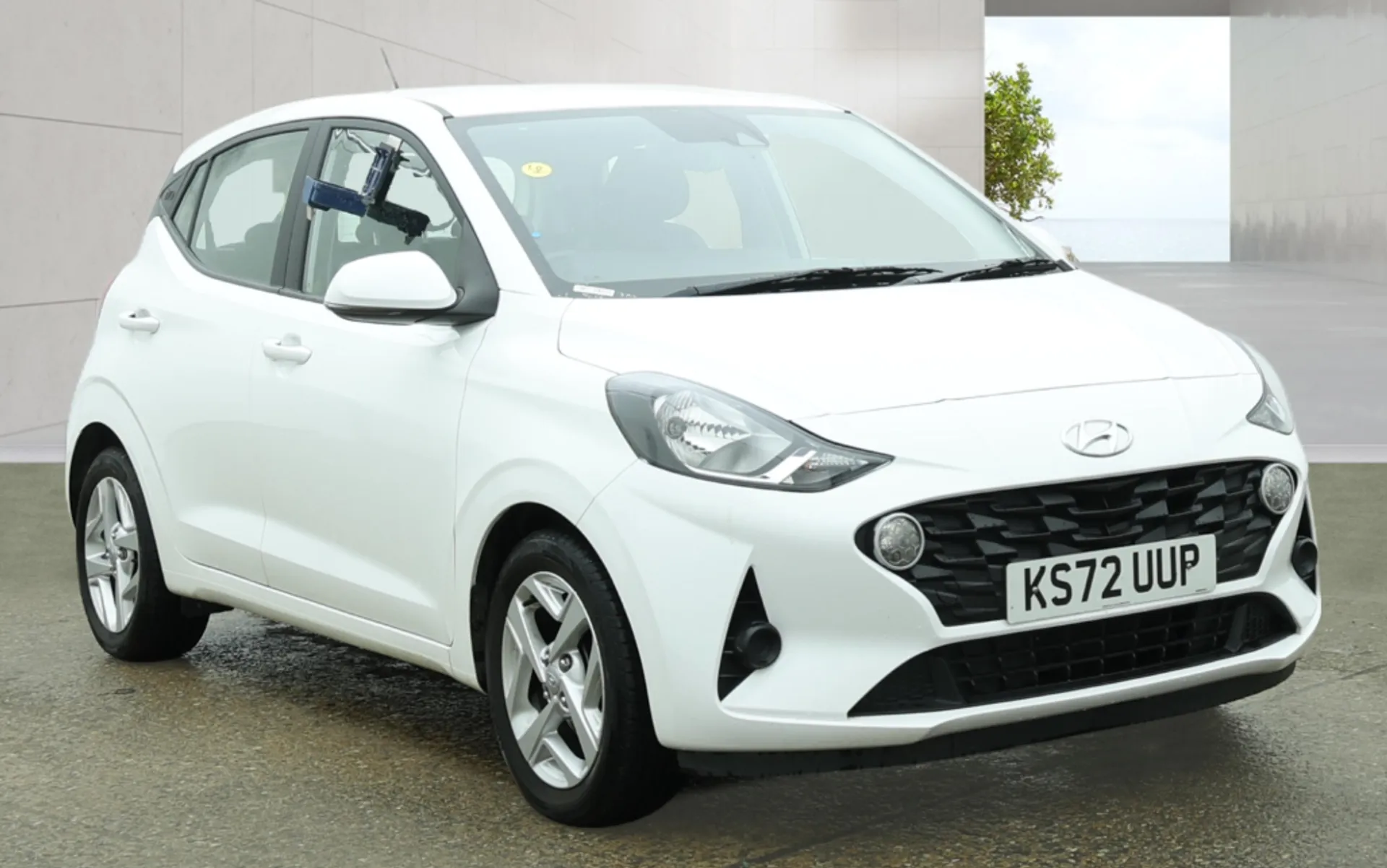 I10