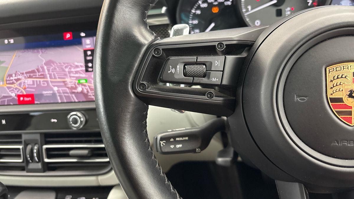 2023 Porsche Macan