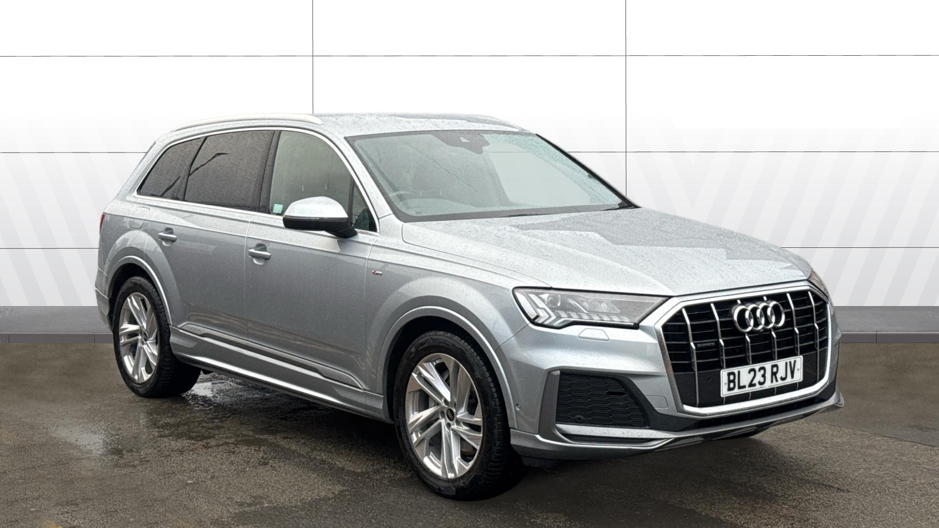 Q7