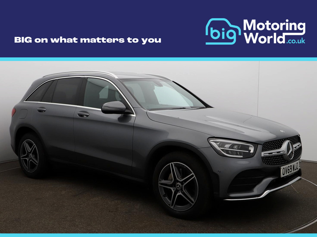 New Mercedes GLC 300 e 2023 review | Auto Express