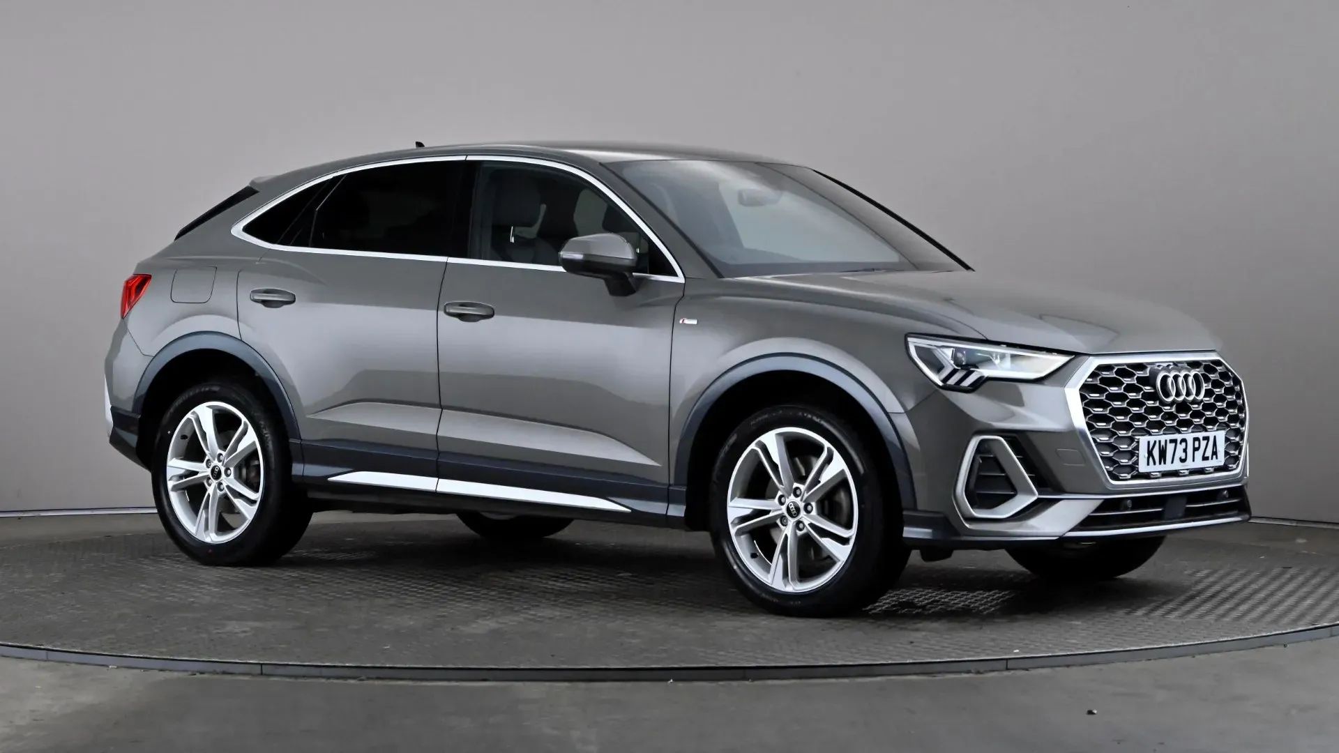 Q3 Sportback