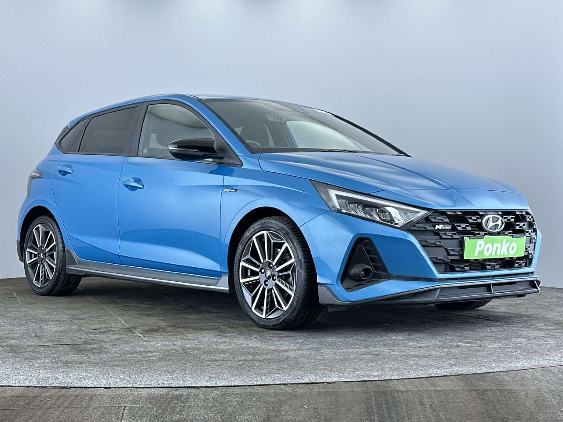 i20