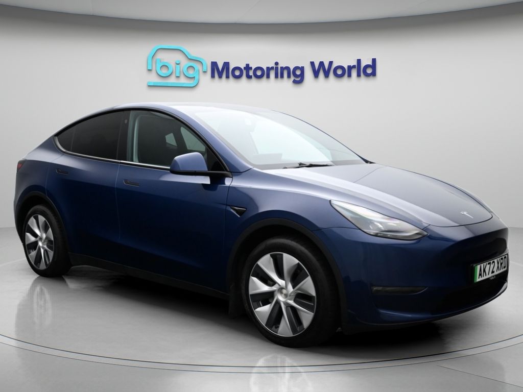 Model Y Premium