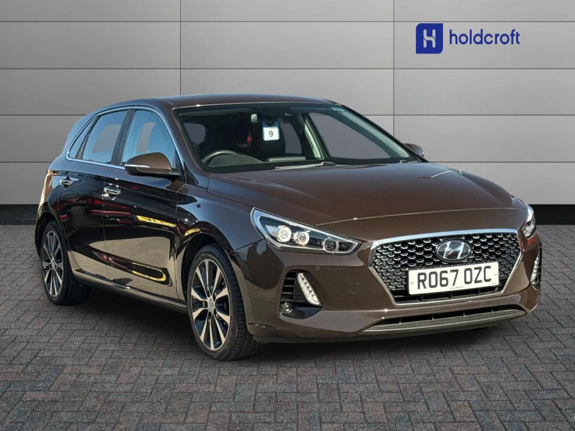 I30