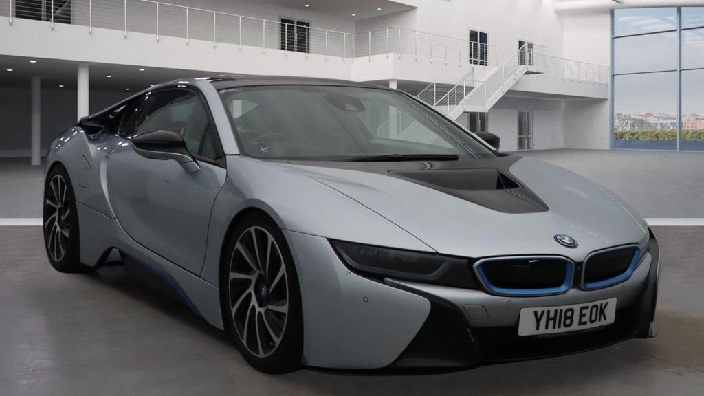 i8