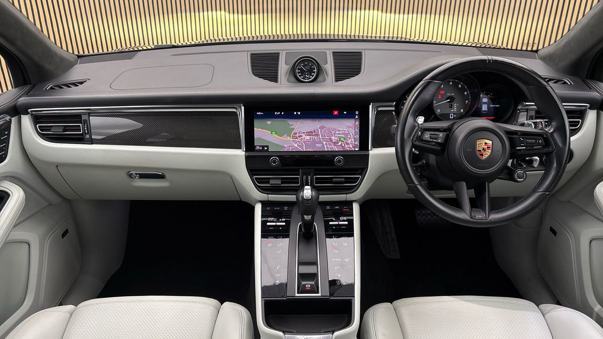 2023 Porsche Macan