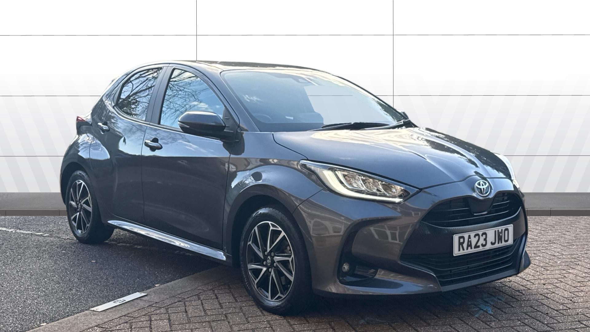 Yaris