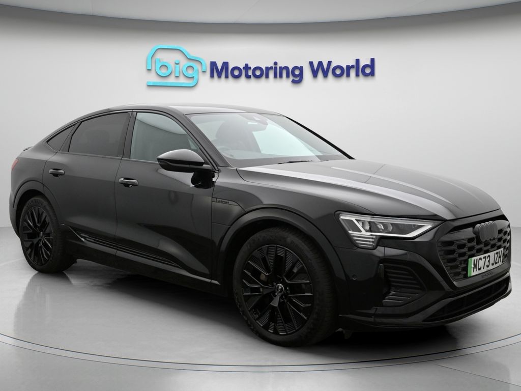 Q8 Sportback e-tron
