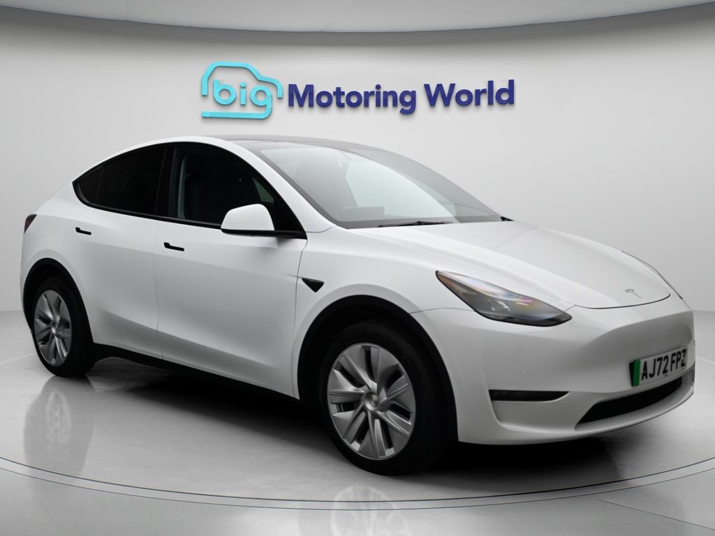 Model Y Premium