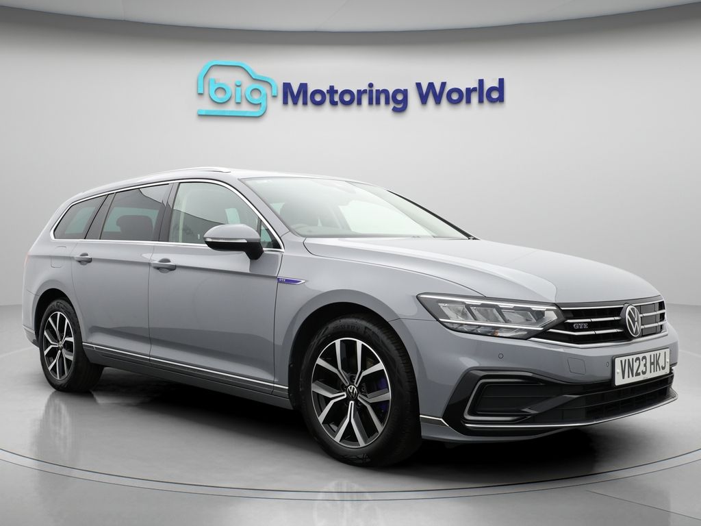 Passat GTE Estate