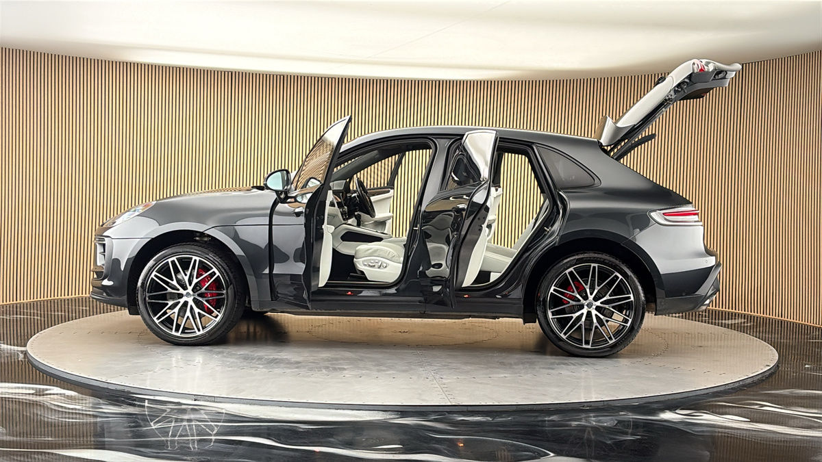 2023 Porsche Macan