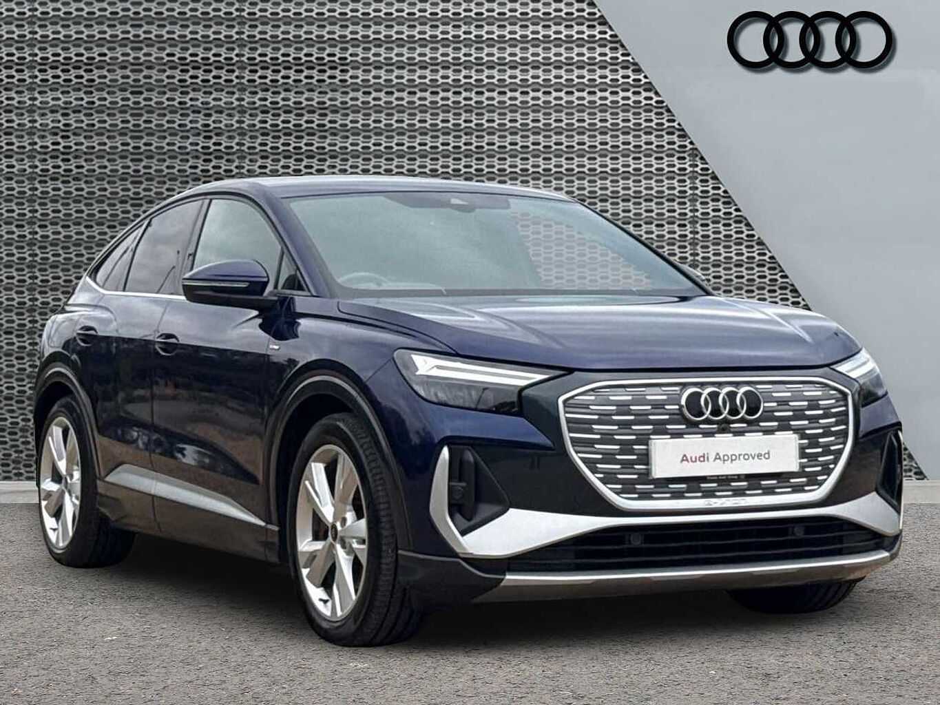 Q4 Sportback e-tron