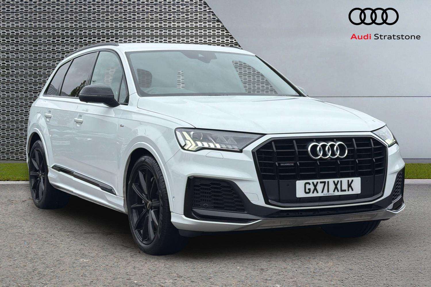 Q7