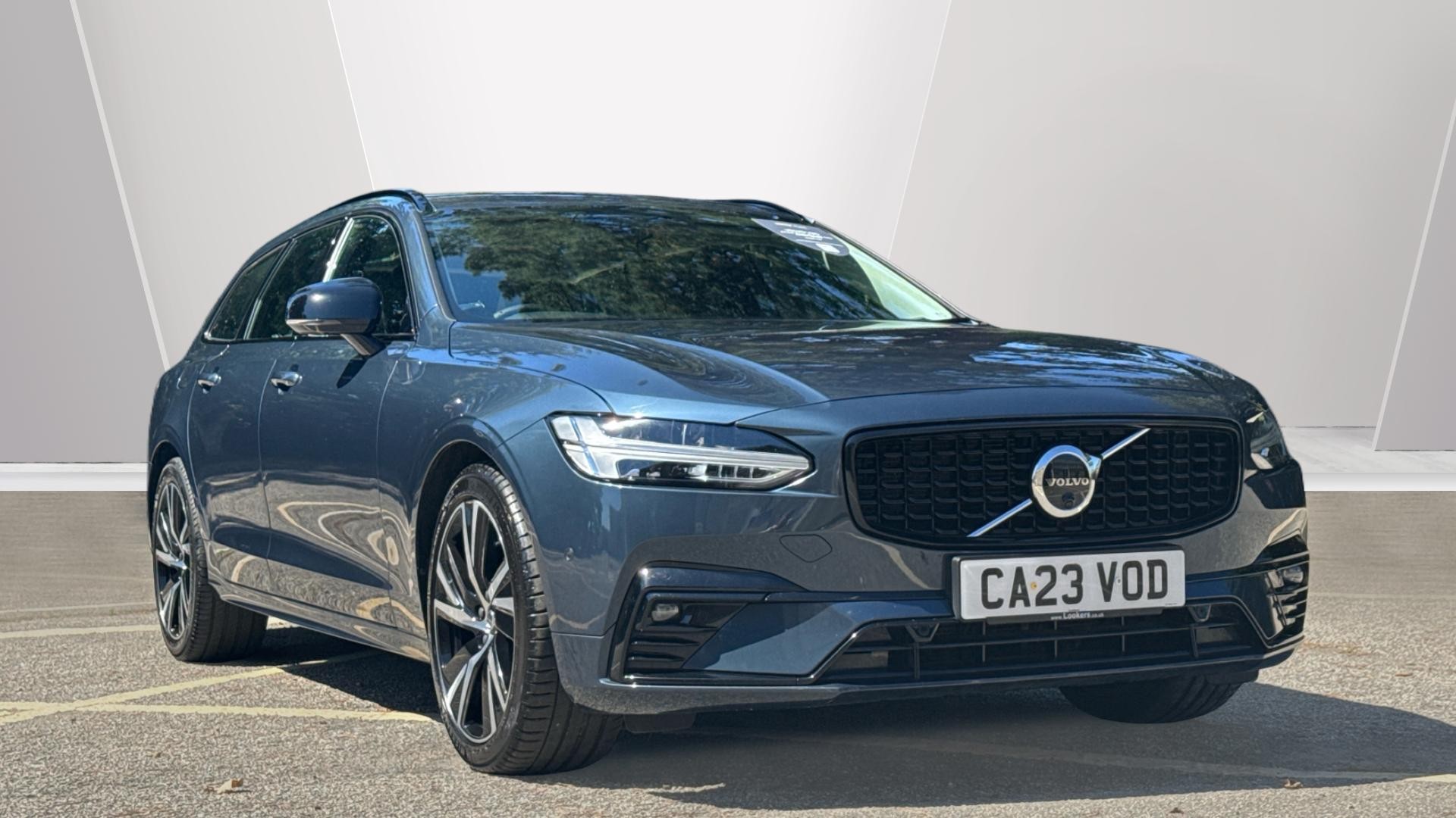V90