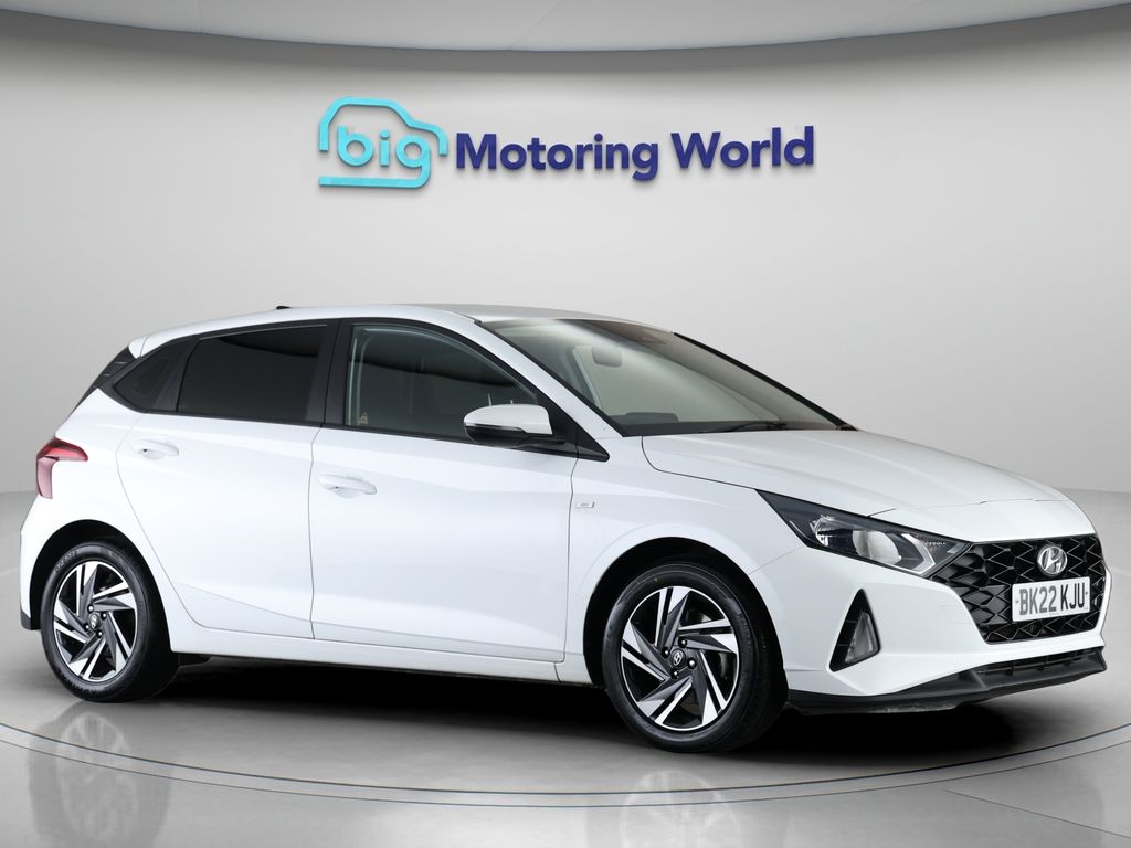 i20