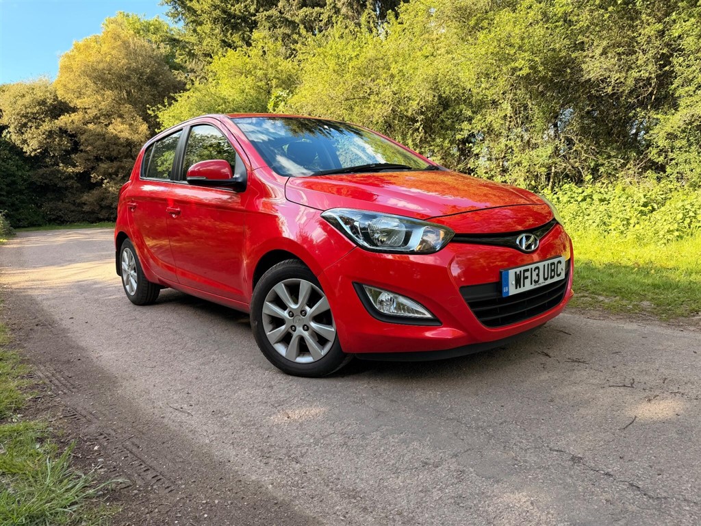 i20