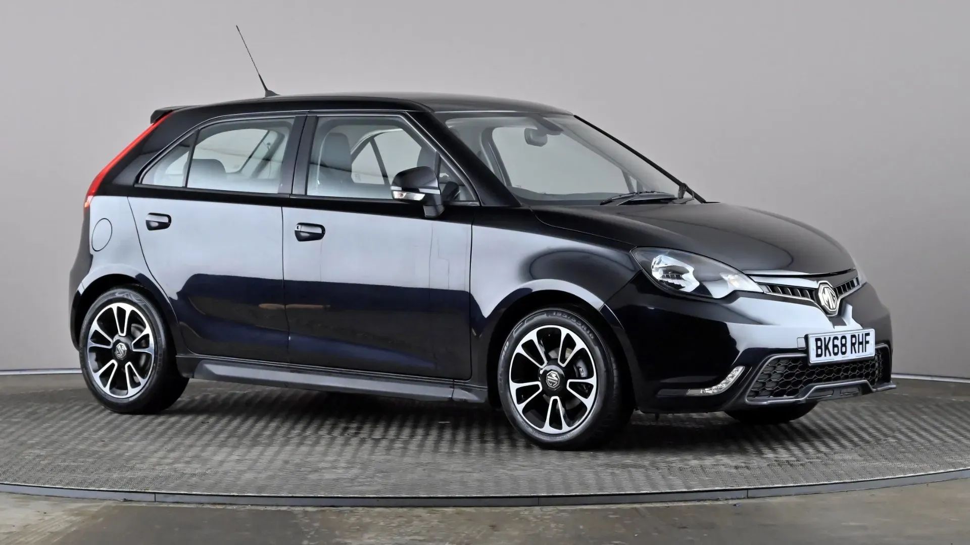MG3