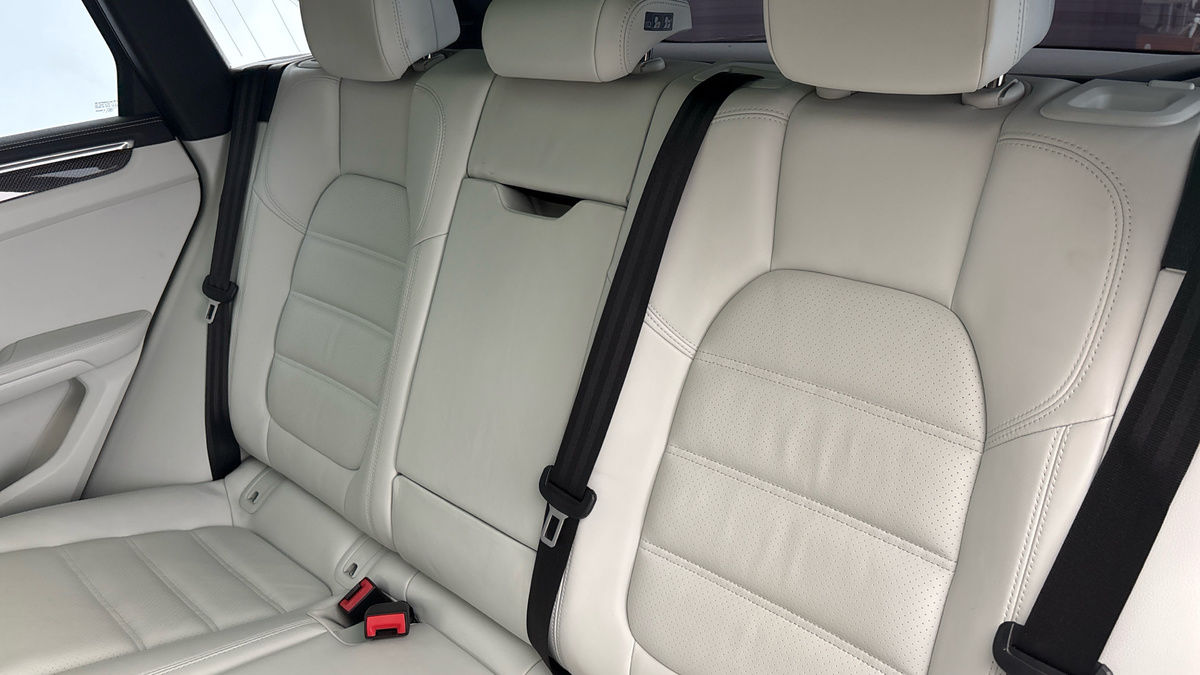 2023 Porsche Macan