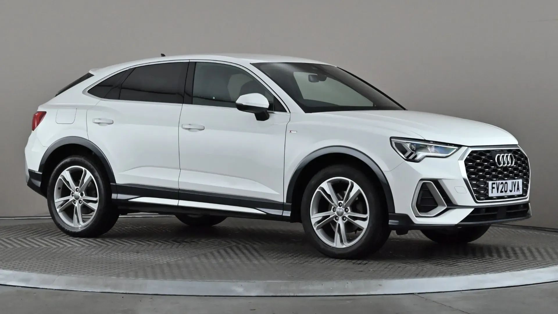 Q3 Sportback