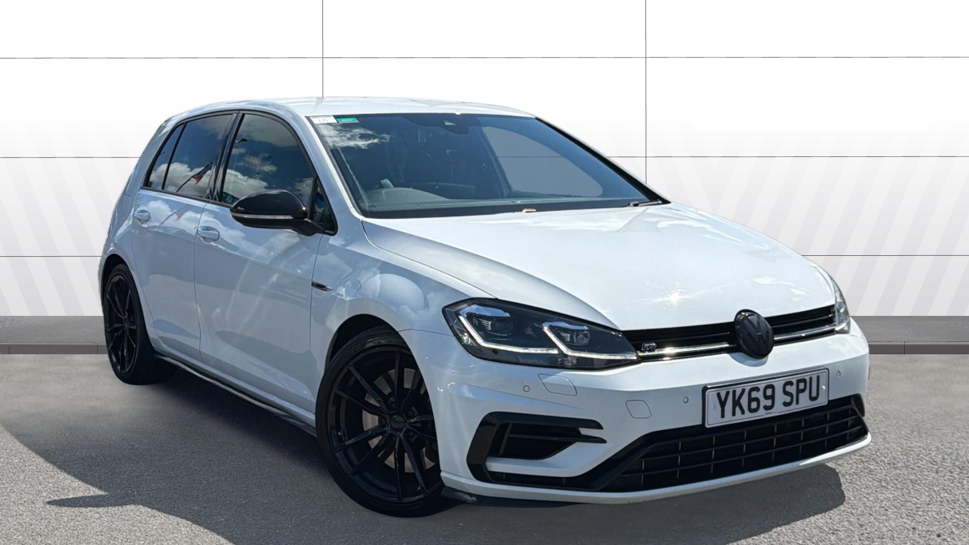 Golf R