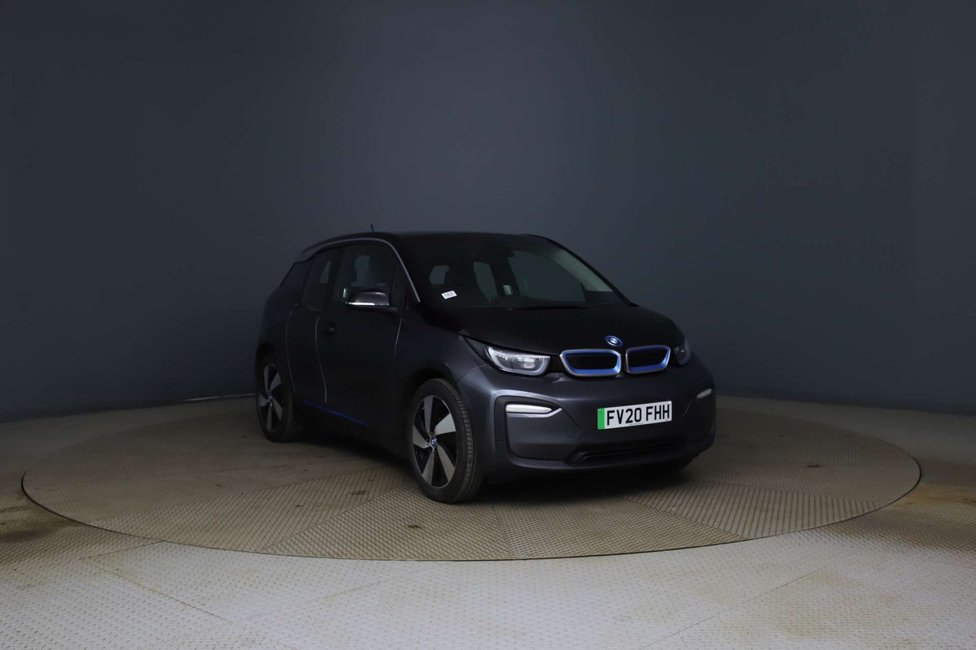 I3