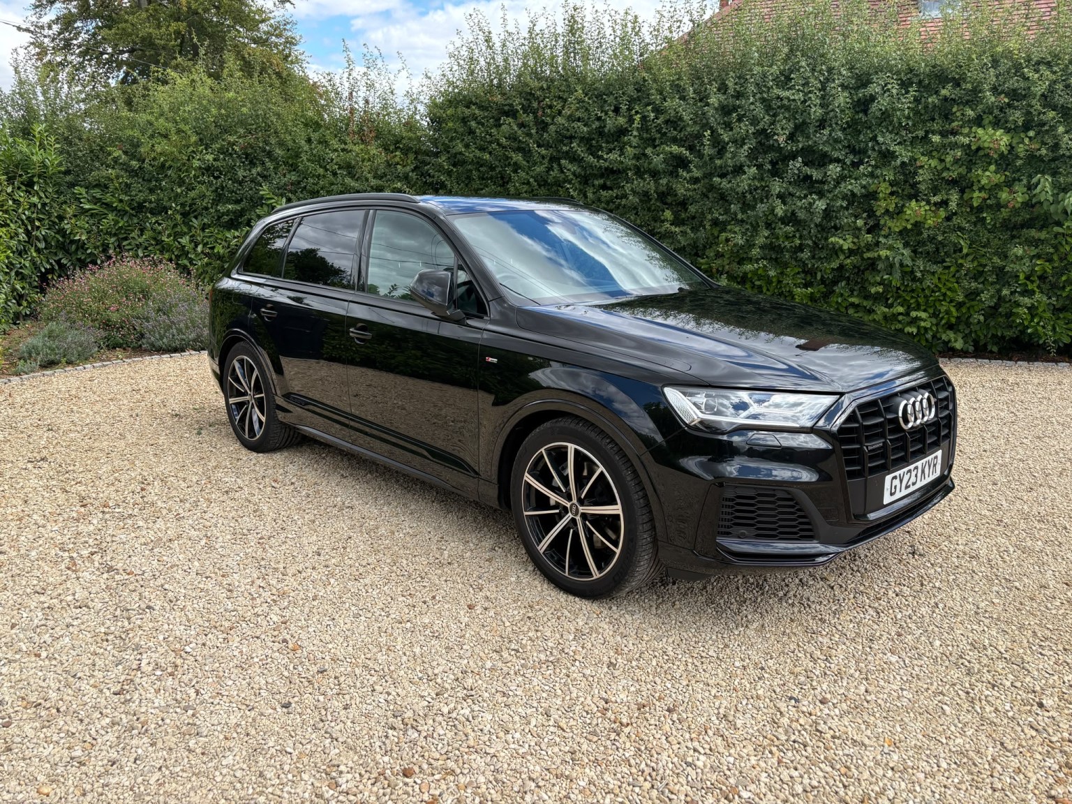 Q7