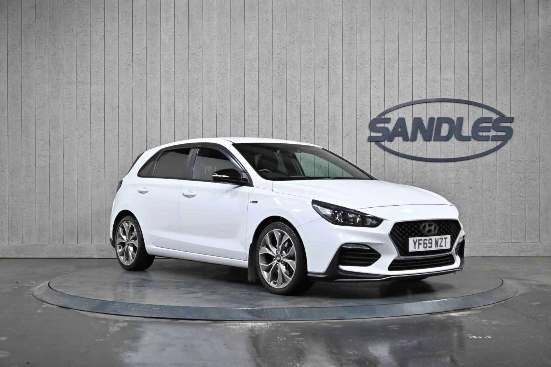 I30