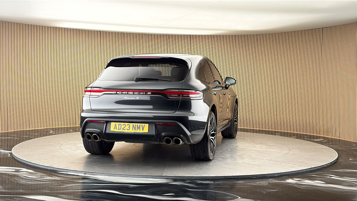 2023 Porsche Macan
