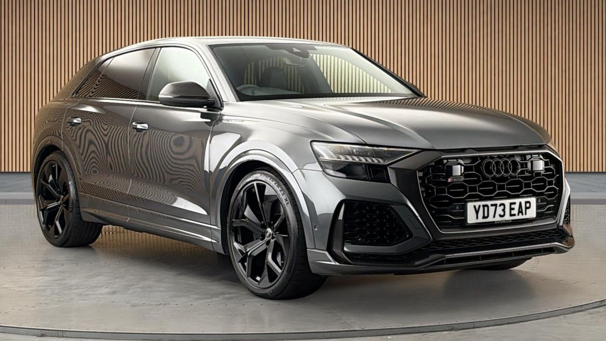 RS Q8