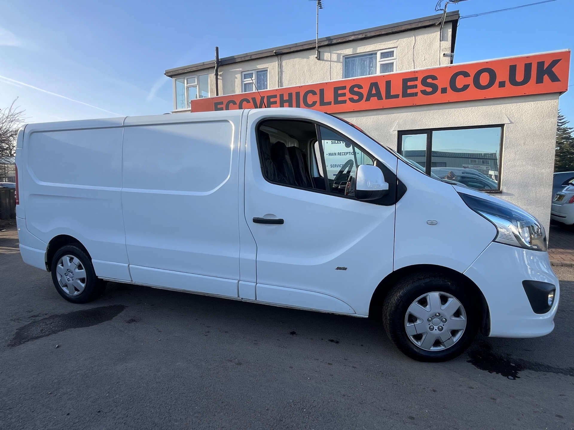 VIVARO