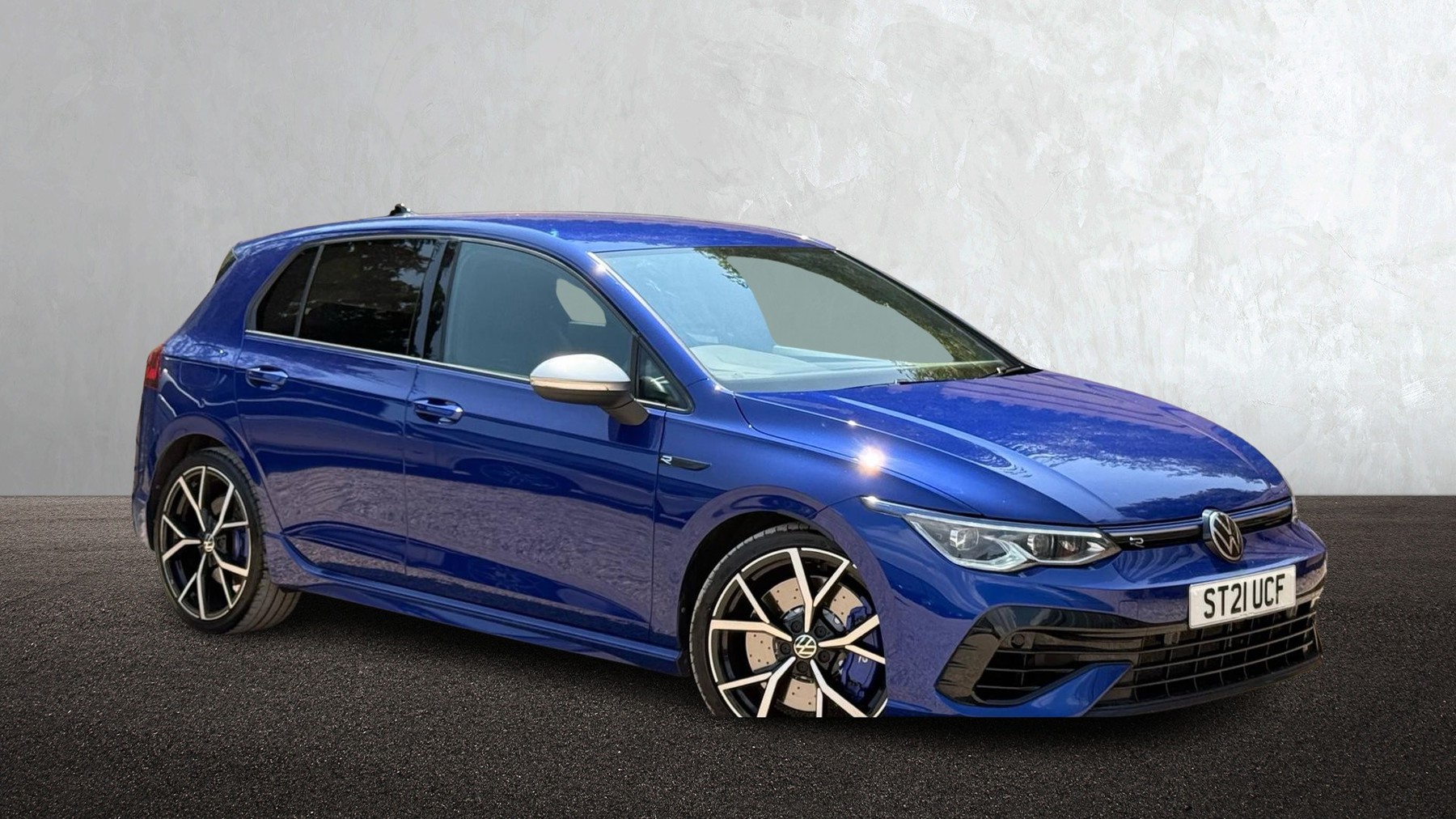Golf R