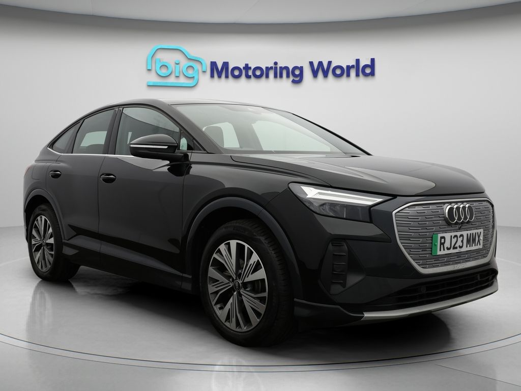 Q4 Sportback e-tron