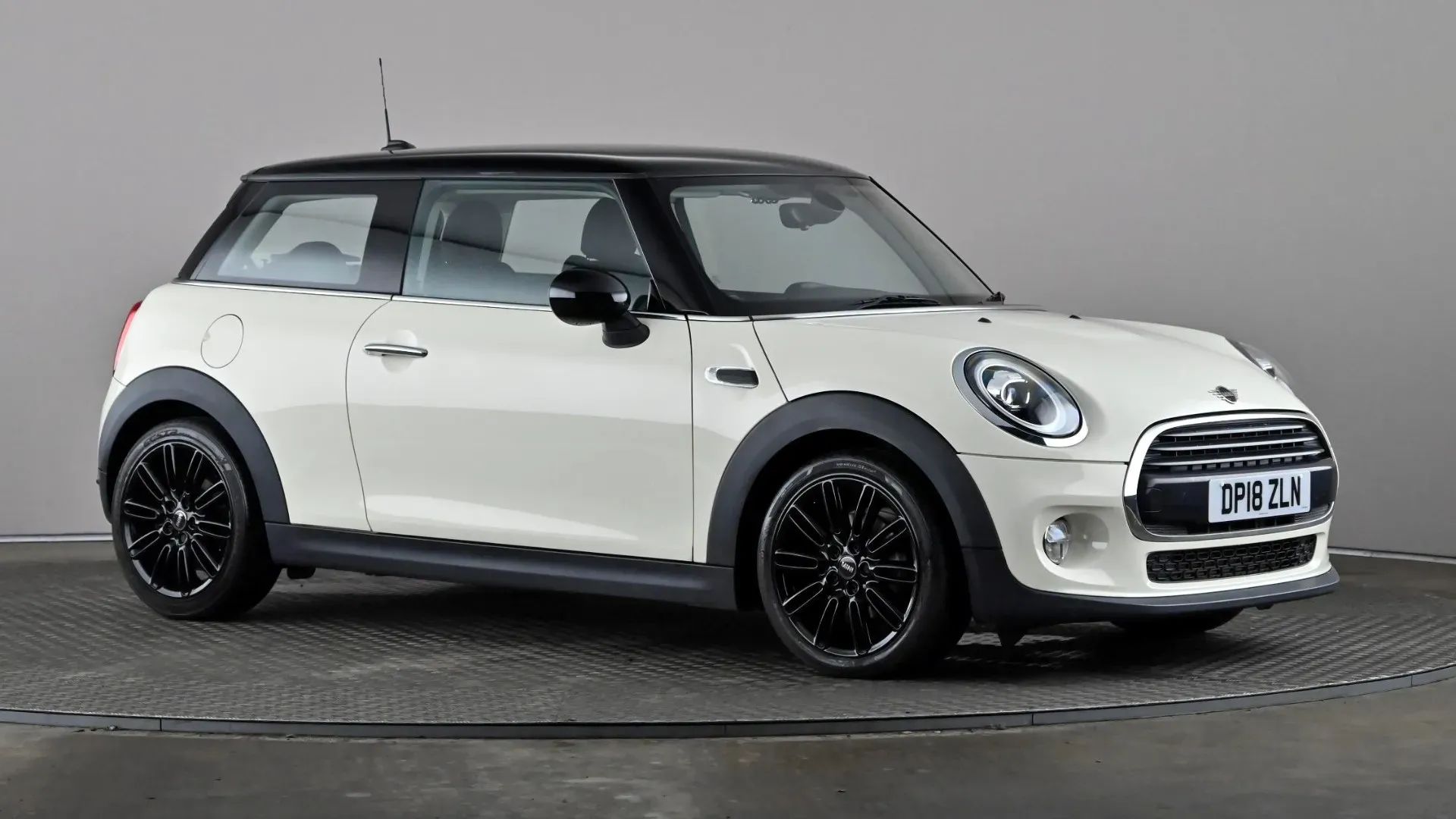 3-Door Hatch