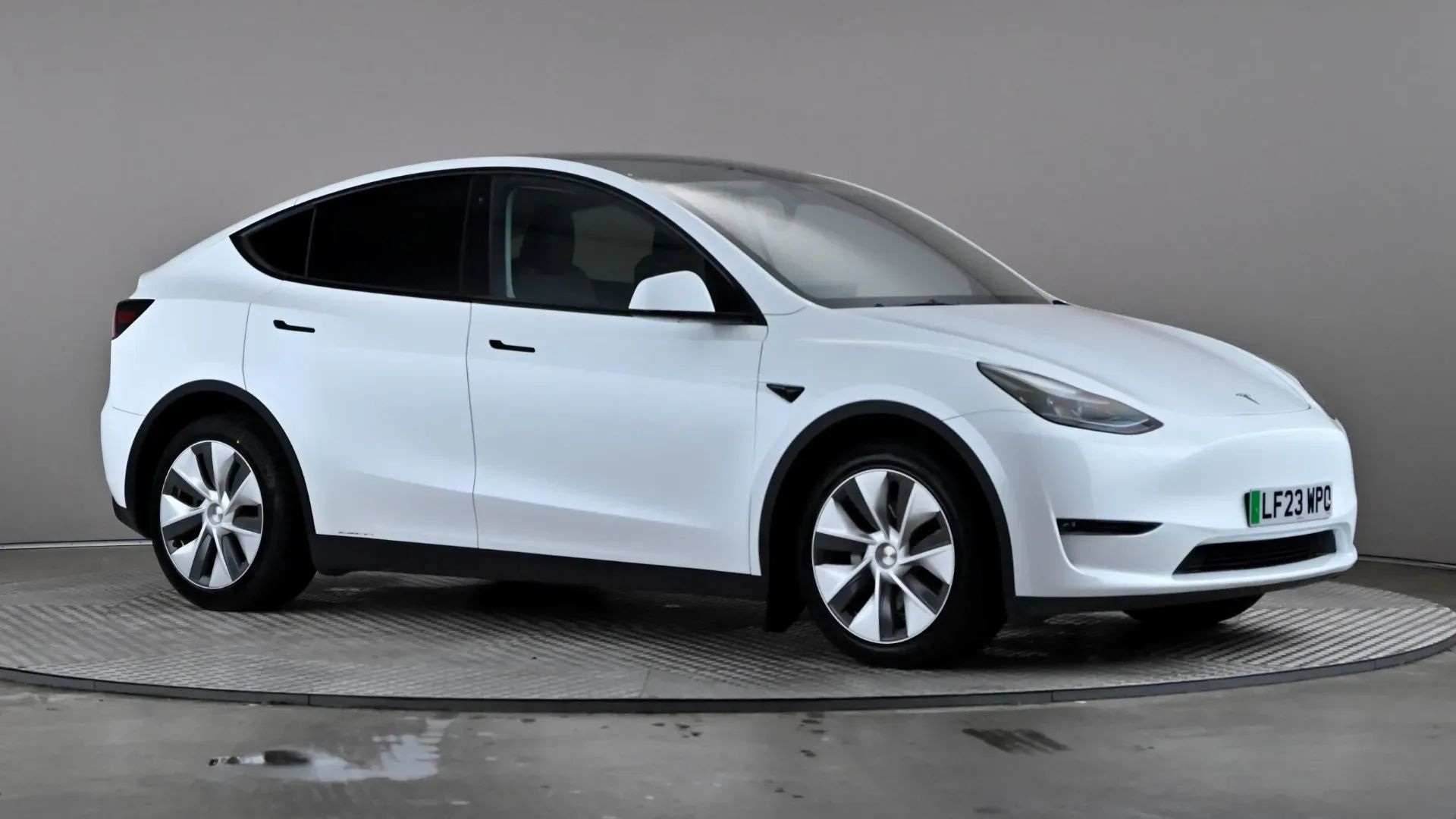 Model Y Premium