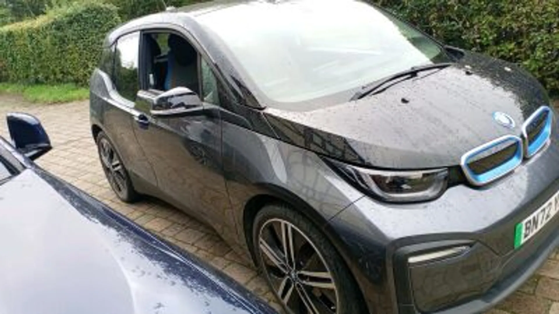 I3