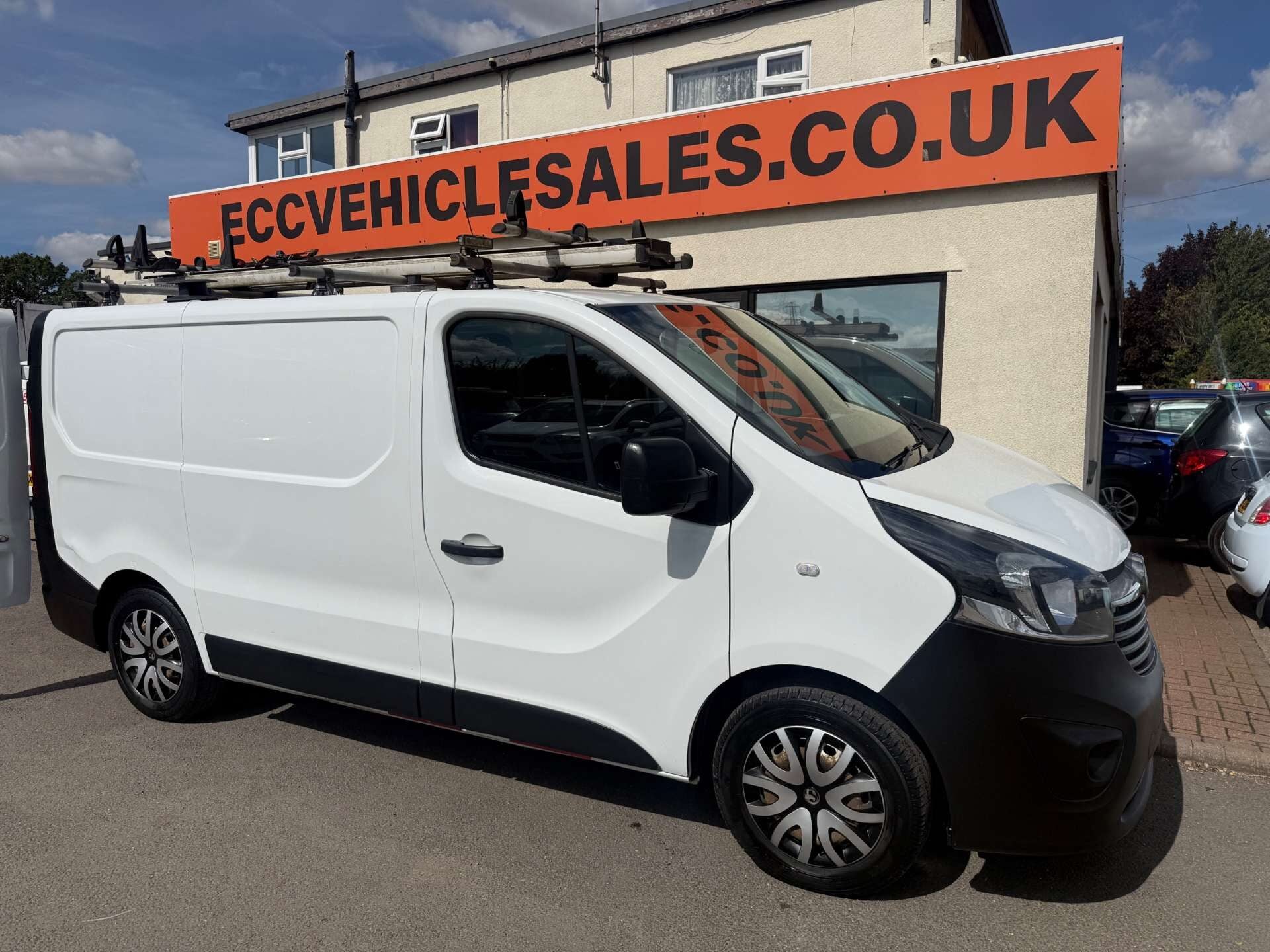 VIVARO