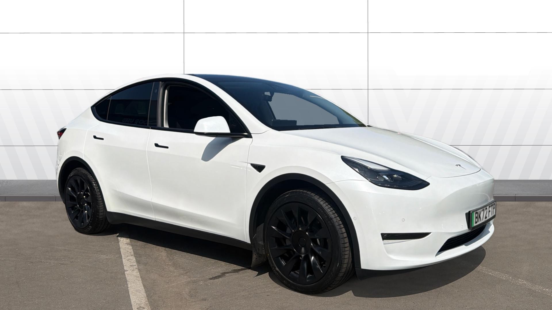 Model Y Premium