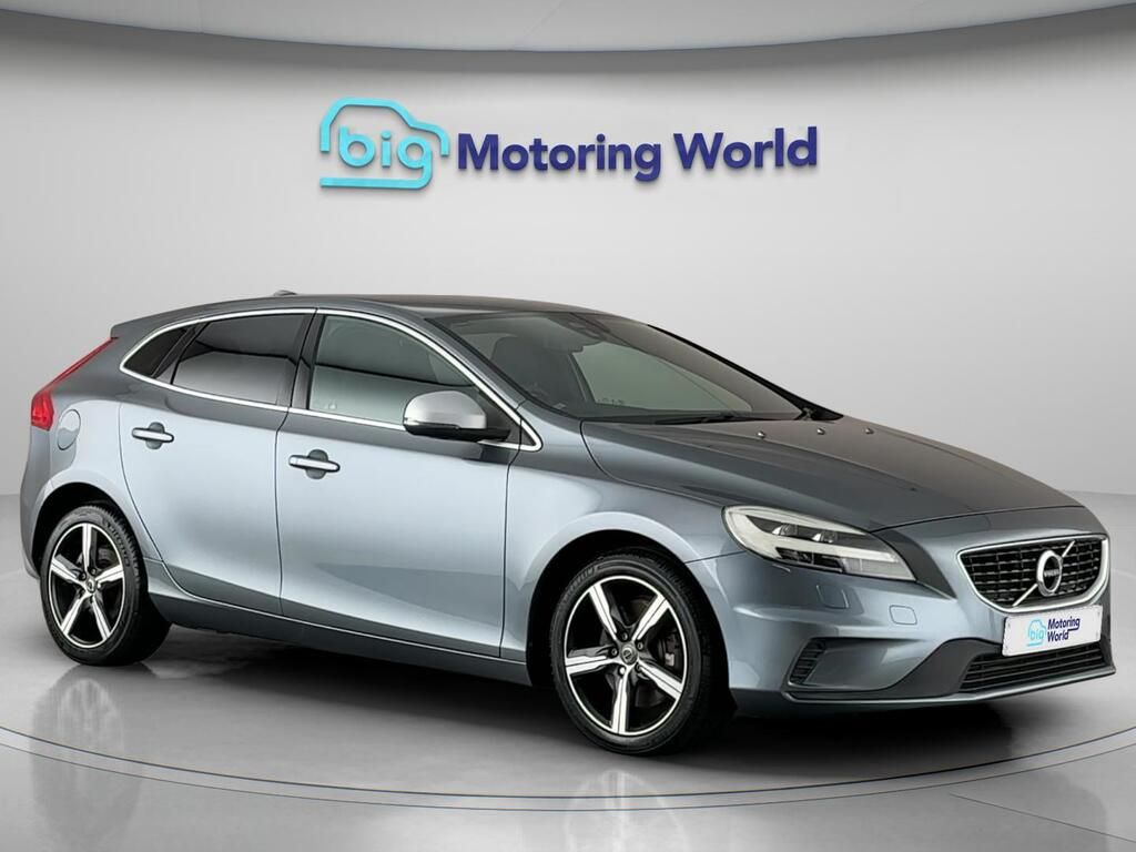 V40