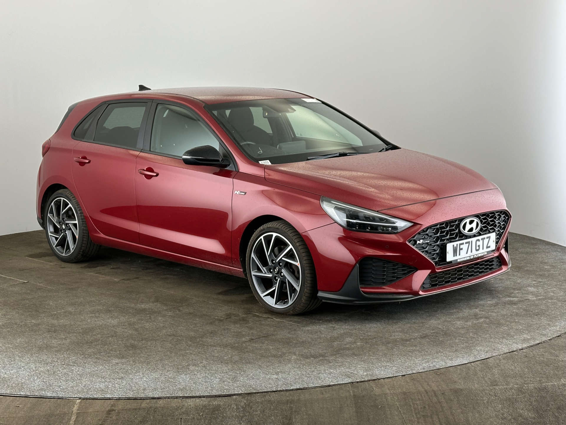 i30