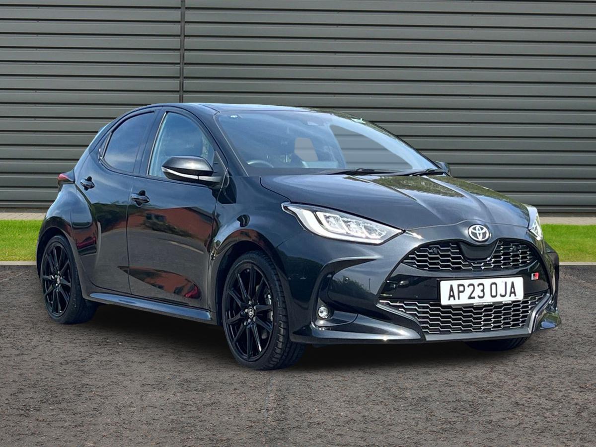 Yaris