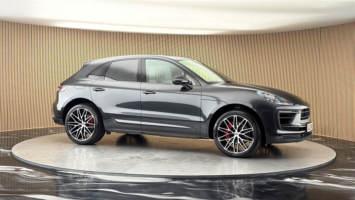 2023 Porsche Macan